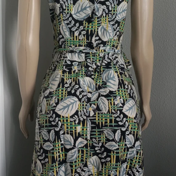 Dress - Picture 3 of 8